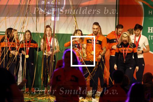 Schiphol 21 februari 2022
De olympische sporters en medaille winnaars komen terug uit Peking en worden gehuldigd in het Hilton Hotel.