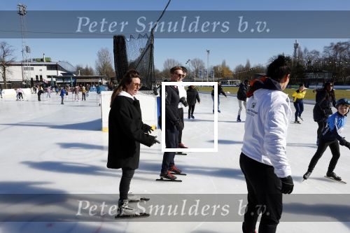Amsterdam 28 februari 2022
Presentaie Hollandse 100 van Lymphe & Co op de jaap Eden baan.
Aanwezig oa Prins Bernhard jr Prinses Annette Simon Keizer Monique des Bouvrie zoon Jan des Bouvrie Benjamin Aslan Nino Wilkes Marichelle de Jong en David v d Noord.