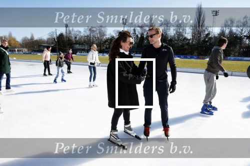 Amsterdam 28 februari 2022
Presentaie Hollandse 100 van Lymphe & Co op de jaap Eden baan.
Aanwezig oa Prins Bernhard jr Prinses Annette Simon Keizer Monique des Bouvrie zoon Jan des Bouvrie Benjamin Aslan Nino Wilkes Marichelle de Jong en David v d Noord.