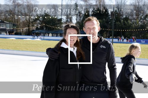 Amsterdam 28 februari 2022
Presentaie Hollandse 100 van Lymphe & Co op de jaap Eden baan.
Aanwezig oa Prins Bernhard jr Prinses Annette Simon Keizer Monique des Bouvrie zoon Jan des Bouvrie Benjamin Aslan Nino Wilkes Marichelle de Jong en David v d Noord.