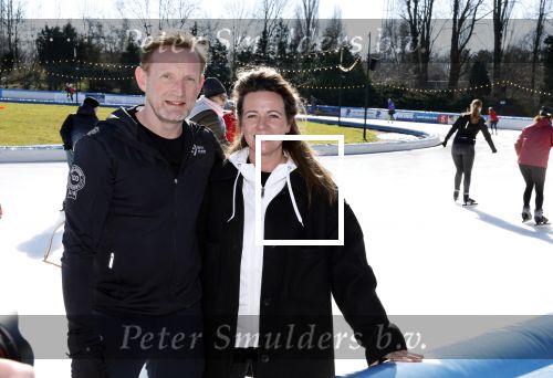 Amsterdam 28 februari 2022
Presentaie Hollandse 100 van Lymphe & Co op de jaap Eden baan.
Aanwezig oa Prins Bernhard jr Prinses Annette Simon Keizer Monique des Bouvrie zoon Jan des Bouvrie Benjamin Aslan Nino Wilkes Marichelle de Jong en David v d Noord.