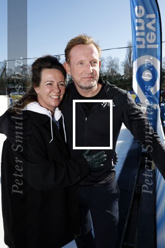 Amsterdam 28 februari 2022
Presentaie Hollandse 100 van Lymphe & Co op de jaap Eden baan.
Aanwezig oa Prins Bernhard jr Prinses Annette Simon Keizer Monique des Bouvrie zoon Jan des Bouvrie Benjamin Aslan Nino Wilkes Marichelle de Jong en David v d Noord.