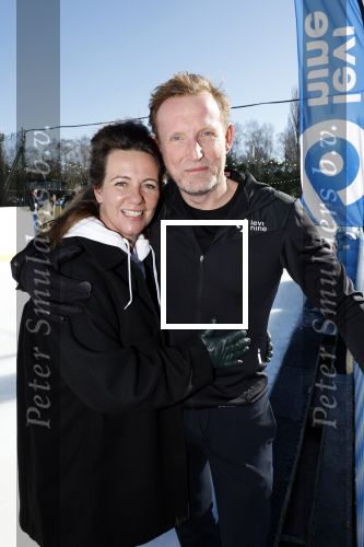 Amsterdam 28 februari 2022
Presentaie Hollandse 100 van Lymphe & Co op de jaap Eden baan.
Aanwezig oa Prins Bernhard jr Prinses Annette Simon Keizer Monique des Bouvrie zoon Jan des Bouvrie Benjamin Aslan Nino Wilkes Marichelle de Jong en David v d Noord.