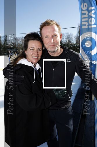 Amsterdam 28 februari 2022
Presentaie Hollandse 100 van Lymphe & Co op de jaap Eden baan.
Aanwezig oa Prins Bernhard jr Prinses Annette Simon Keizer Monique des Bouvrie zoon Jan des Bouvrie Benjamin Aslan Nino Wilkes Marichelle de Jong en David v d Noord.