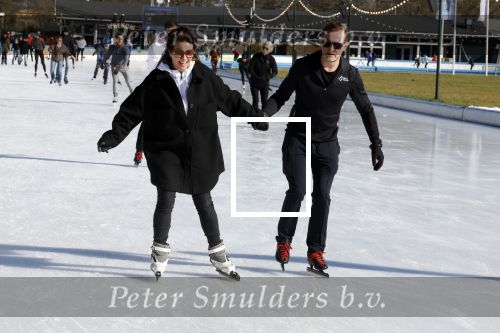 Amsterdam 28 februari 2022
Presentaie Hollandse 100 van Lymphe & Co op de jaap Eden baan.
Aanwezig oa Prins Bernhard jr Prinses Annette Simon Keizer Monique des Bouvrie zoon Jan des Bouvrie Benjamin Aslan Nino Wilkes Marichelle de Jong en David v d Noord.