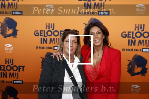 Apeldoorn 27 februari 2022
Premiere Hij gelooft in mij .
Rachel Hazes met haar zus Els Hofland