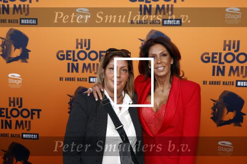 Apeldoorn 27 februari 2022
Premiere Hij gelooft in mij .
Rachel Hazes met haar zus Els Hofland