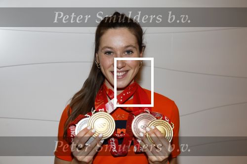 Schiphol 21 februari 2022
De olympische sporters en medaille winnaars komen terug uit Peking en worden gehuldigd in het Hilton Hotel. Suzanne Schulten