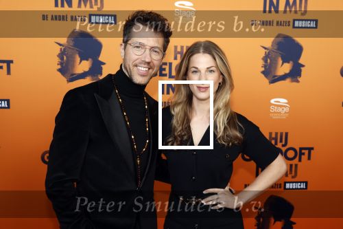 Apeldoorn 27 februari 2022
Premiere Hij gelooft in mij . William Spaaij kwam met zijn nieuwe vriendin