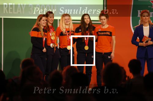 Schiphol 21 februari 2022
De olympische sporters en medaille winnaars komen terug uit Peking en worden gehuldigd in het Hilton Hotel. Yara van Kerkhof, Selma Poutsma, Suzanne Schulting en Xandra Velzeboer
