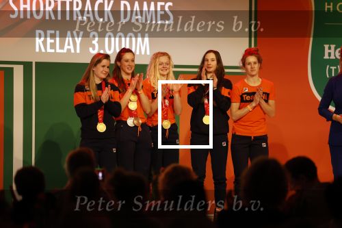 Schiphol 21 februari 2022
De olympische sporters en medaille winnaars komen terug uit Peking en worden gehuldigd in het Hilton Hotel. Yara van Kerkhof, Selma Poutsma, Suzanne Schulting en Xandra Velzeboer