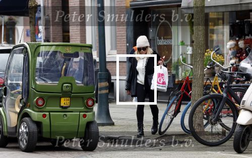 Amsterdam 8 maart 2023
Connie Witteman aan het winkelen in Amsterdam zuid