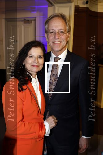 Amsterdam 10 maart 2023
Boekenbal 2023 in de schouwburg van Amsterdam.
Robbert Dijkgraaf met zijn vrouw
