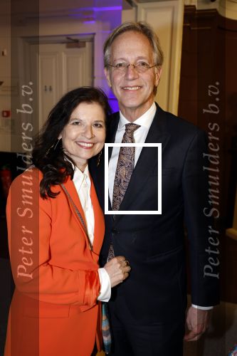 Amsterdam 10 maart 2023
Boekenbal 2023 in de schouwburg van Amsterdam.
Robbert Dijkgraaf met zijn vrouw