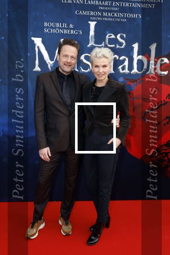 Amsterdam 5 maart 2023
Premiere les Miserables in Carre.
Anita Witzier met man