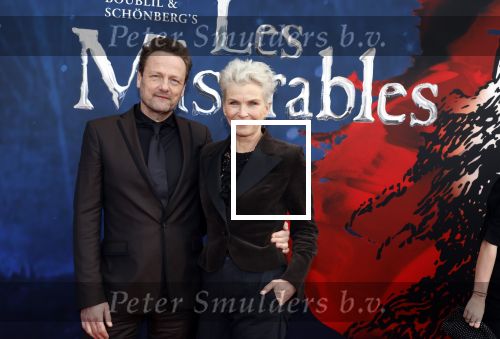 Amsterdam 5 maart 2023
Premiere les Miserables in Carre.
Anita Witzier met man
