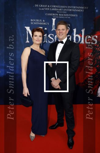 Amsterdam 5 maart 2023
Premiere les Miserables in Carre.
Anouk v Nes kwam met een kennis
