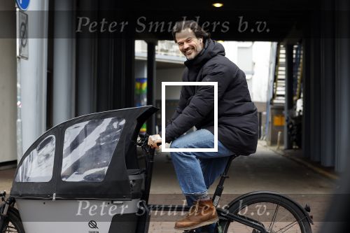 Amsterdam 21 februari 2023
Arie Boomsma op zijn bakfiets onderweg naar Vondelgym.