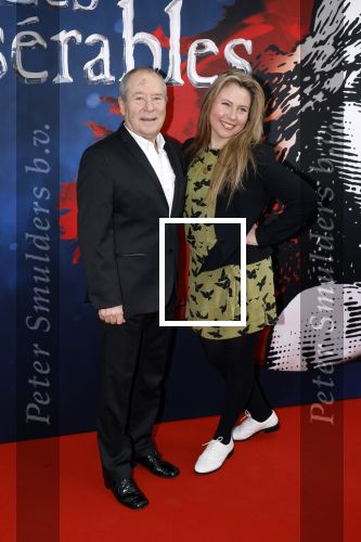 Amsterdam 5 maart 2023
Premiere les Miserables in Carre.
Bill v Dijk met dochter Nova v Dijk