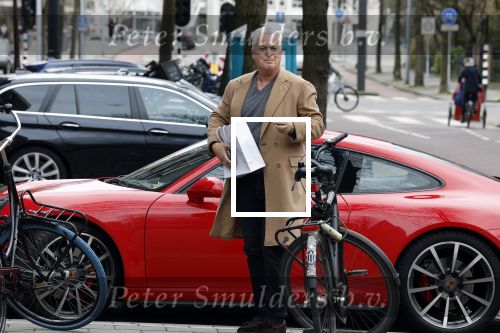 Amsterdam 4 maart 2023
Bram Moszkowicz doet boodschappen in Amsterdam zuid