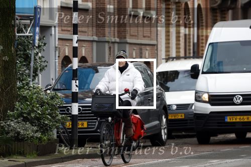 Amsterdam, 13 maart 2023
Chazia Mourali op de fiets in Amsterdam