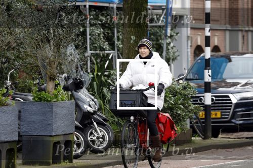 Amsterdam, 13 maart 2023
Chazia Mourali op de fiets in Amsterdam