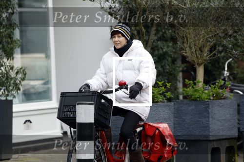 Amsterdam, 13 maart 2023
Chazia Mourali op de fiets in Amsterdam