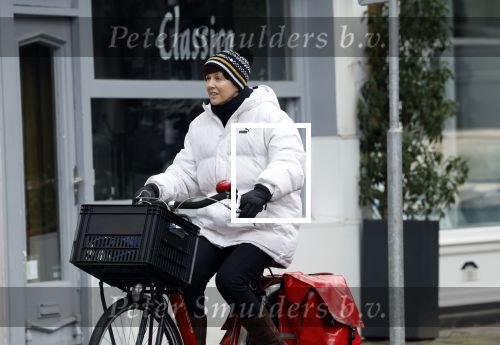 Amsterdam, 13 maart 2023
Chazia Mourali op de fiets in Amsterdam
