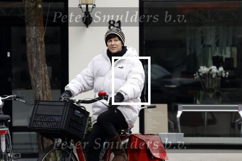 Amsterdam, 13 maart 2023
Chazia Mourali op de fiets in Amsterdam