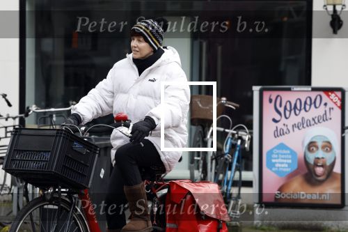 Amsterdam, 13 maart 2023
Chazia Mourali op de fiets in Amsterdam