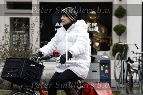 Amsterdam, 13 maart 2023
Chazia Mourali op de fiets in Amsterdam