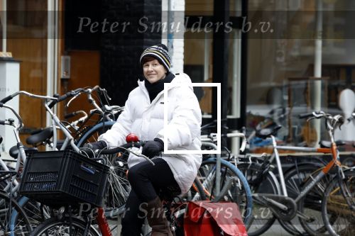 Amsterdam, 13 maart 2023
Chazia Mourali op de fiets in Amsterdam