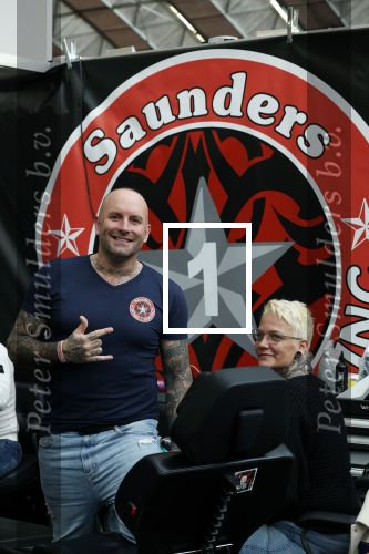 Amsterdam 18 februari 2023
Dean saunders met tatoo shop  op de huishoudbeurs in de rai