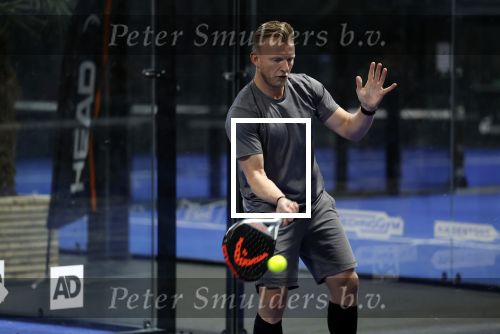 Amsterdam 10 maart 2023
Padel wedstrijd bij Plaza Padel voor het goede doel  Villa Pardoes.
Dirk Kuyt