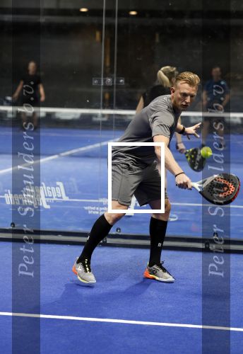 Amsterdam 10 maart 2023
Padel wedstrijd bij Plaza Padel voor het goede doel  Villa Pardoes.
Dirk Kuyt