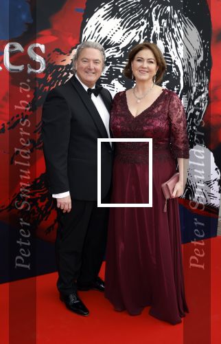 Amsterdam 5 maart 2023
Premiere les Miserables in Carre.
Erwin v Lambaart met zijn vrouw