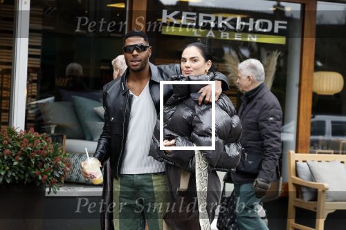Laren 18 februari 2023
Denzel Slager en Famke Louise in het centrum van Laren