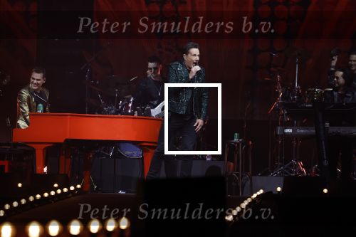 Amsterdam 11 maart 2023
Holland zingt Hazes in het ziggo dome.
Jeroen v d Boom Samantha Steenwijk Waylon Karsu John de Bever Og3ne Gerard Joling en Jamai maken er een geweldige show van .
Gasten aanwezig oa Rachel Hazes Wesley Sneijder en Guido den Aantrekker met zijn vrouw Tiffany.