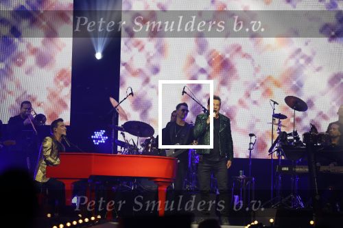 Amsterdam 11 maart 2023
Holland zingt Hazes in het ziggo dome.
Jeroen v d Boom Samantha Steenwijk Waylon Karsu John de Bever Og3ne Gerard Joling en Jamai maken er een geweldige show van .
Gasten aanwezig oa Rachel Hazes Wesley Sneijder en Guido den Aantrekker met zijn vrouw Tiffany.
