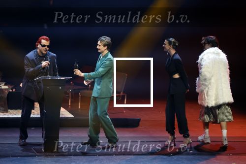Leusden 6 maart 2023
Uitreiking Edisons in het AFAS theater .
Maan en haar vriend Goldband-zanger Karel Gerlach op de edisons. Goldband is de grote winnaar met m,eerdere edisons