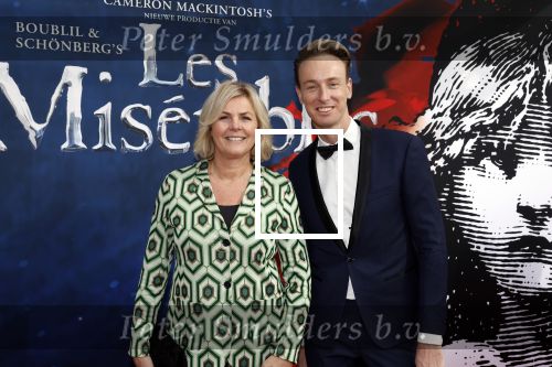 Amsterdam 5 maart 2023
Premiere les Miserables in Carre.
Irene Moors met een goede kennis