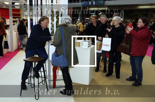 Amsterdam 19 februari 2023
Ivo Niehe signeert zijn nieuwe boek \
