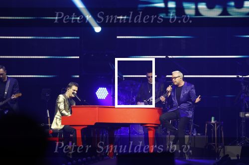 Amsterdam 11 maart 2023
Holland zingt Hazes in het ziggo dome.
Jeroen v d Boom Samantha Steenwijk Waylon Karsu John de Bever Og3ne Gerard Joling en Jamai maken er een geweldige show van .
Gasten aanwezig oa Rachel Hazes Wesley Sneijder en Guido den Aantrekker met zijn vrouw Tiffany.