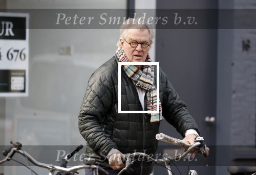 Amsterdam 16 februari 2023
Jeroen Krabbe doet boodschap op de cornelis schuytstraat