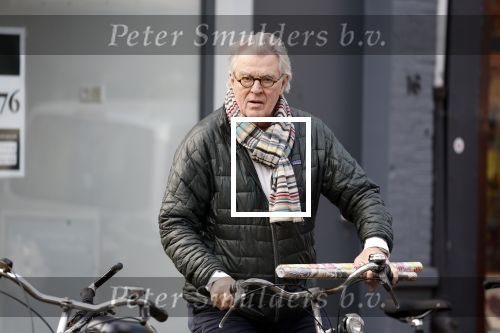 Amsterdam 16 februari 2023
Jeroen Krabbe doet boodschap op de cornelis schuytstraat