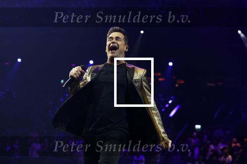 Amsterdam 11 maart 2023
Holland zingt Hazes in het ziggo dome.
Jeroen v d Boom Samantha Steenwijk Waylon Karsu John de Bever Og3ne Gerard Joling en Jamai maken er een geweldige show van .
Gasten aanwezig oa Rachel Hazes Wesley Sneijder en Guido den Aantrekker met zijn vrouw Tiffany.