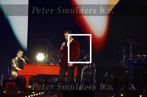 Amsterdam 11 maart 2023
Holland zingt Hazes in het ziggo dome.
Jeroen v d Boom Samantha Steenwijk Waylon Karsu John de Bever Og3ne Gerard Joling en Jamai maken er een geweldige show van .
Gasten aanwezig oa Rachel Hazes Wesley Sneijder en Guido den Aantrekker met zijn vrouw Tiffany.