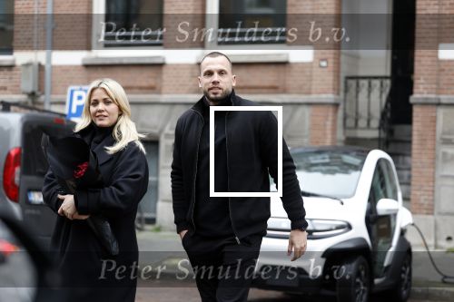 Amsterdam 21 februari 2023
Johnny Heitinga en zijn vrouw Charlotte Sophie in hun nieuwe Eli Zero stads wagentje.