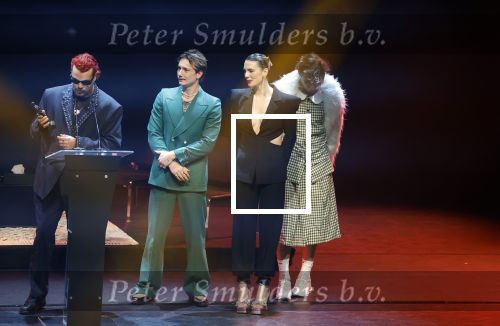 Leusden 6 maart 2023
Uitreiking Edisons in het AFAS theater .
Maan en haar vriend Goldband-zanger Karel Gerlach op de edisons. Goldband is de grote winnaar met m,eerdere edisons