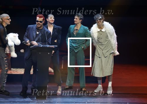 Leusden 6 maart 2023
Uitreiking Edisons in het AFAS theater .
Maan en haar vriend Goldband-zanger Karel Gerlach op de edisons. Goldband is de grote winnaar met m,eerdere edisons